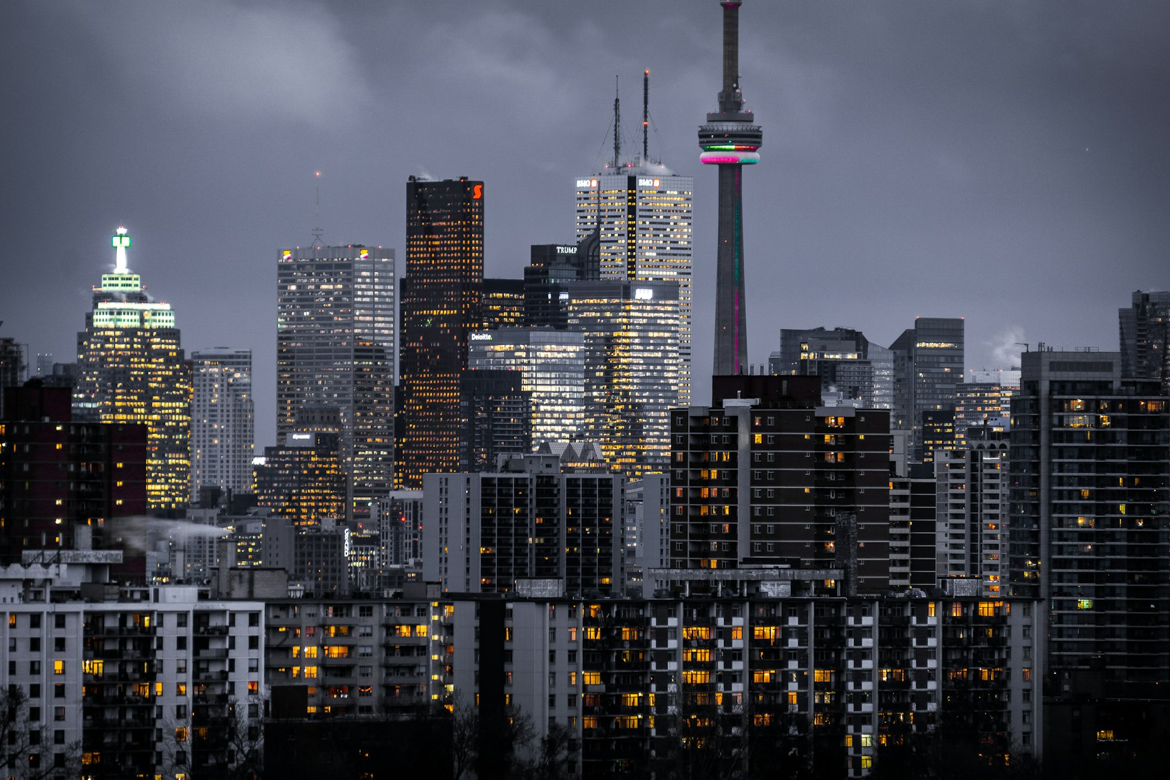 Toronto skyline at night